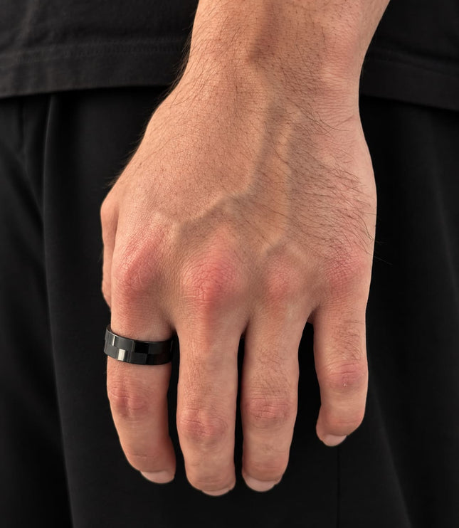 Checkers Ring | Black