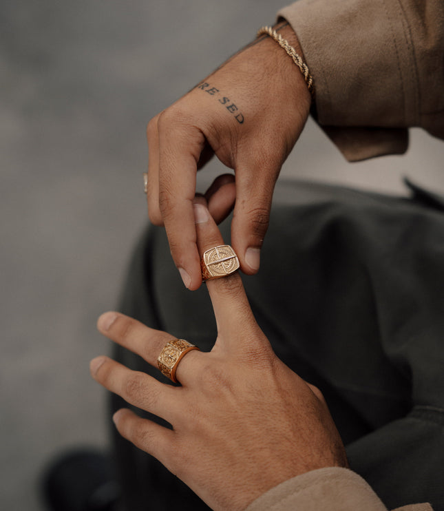 Compass Ring | Gold