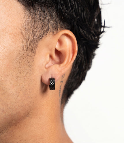 Jaxon Earrings | Black