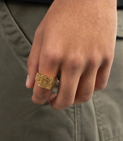 ALEXANDER RING | GOLD