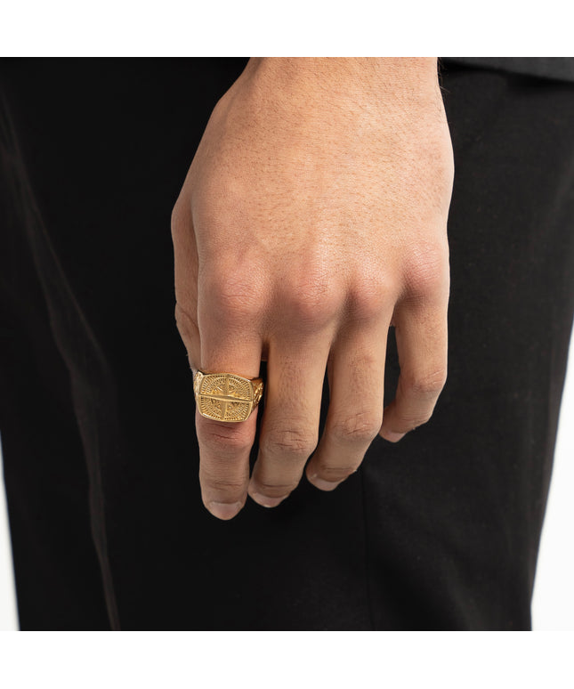 COMPASS RING | GOLD