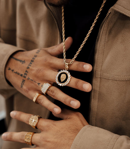 Prestige Lion Pendant | Gold