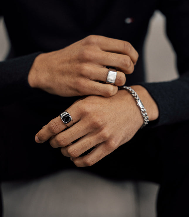 Onyx Signet Ring | Silver